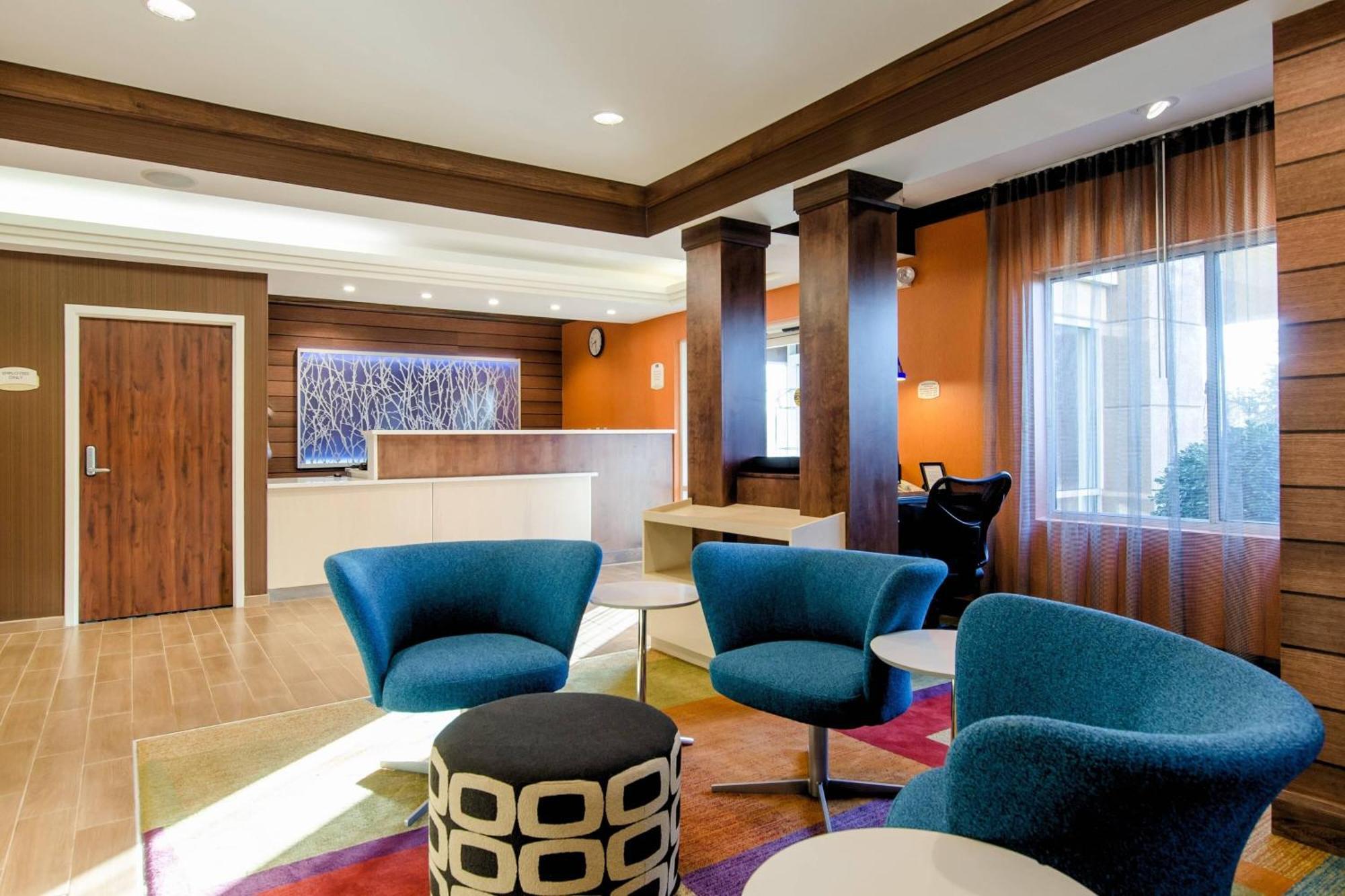 Fairfield Inn And Suites By Marriott Potomac Mills Woodbridge Exteriör bild