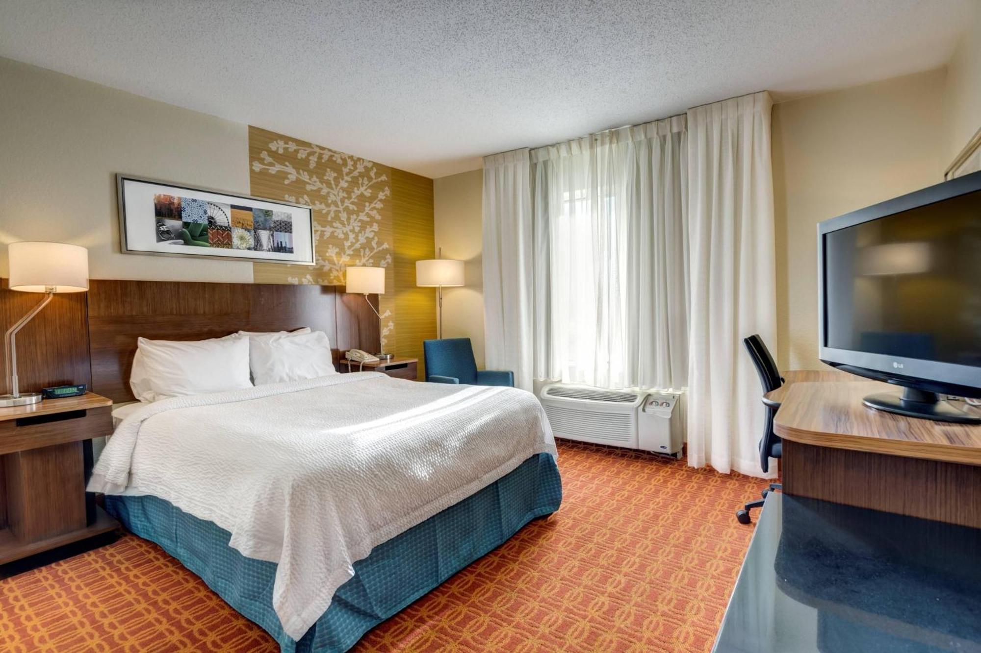 Fairfield Inn And Suites By Marriott Potomac Mills Woodbridge Exteriör bild