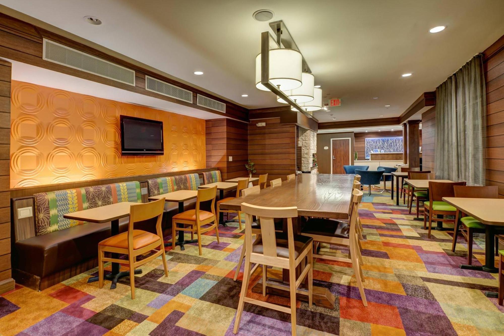 Fairfield Inn And Suites By Marriott Potomac Mills Woodbridge Exteriör bild