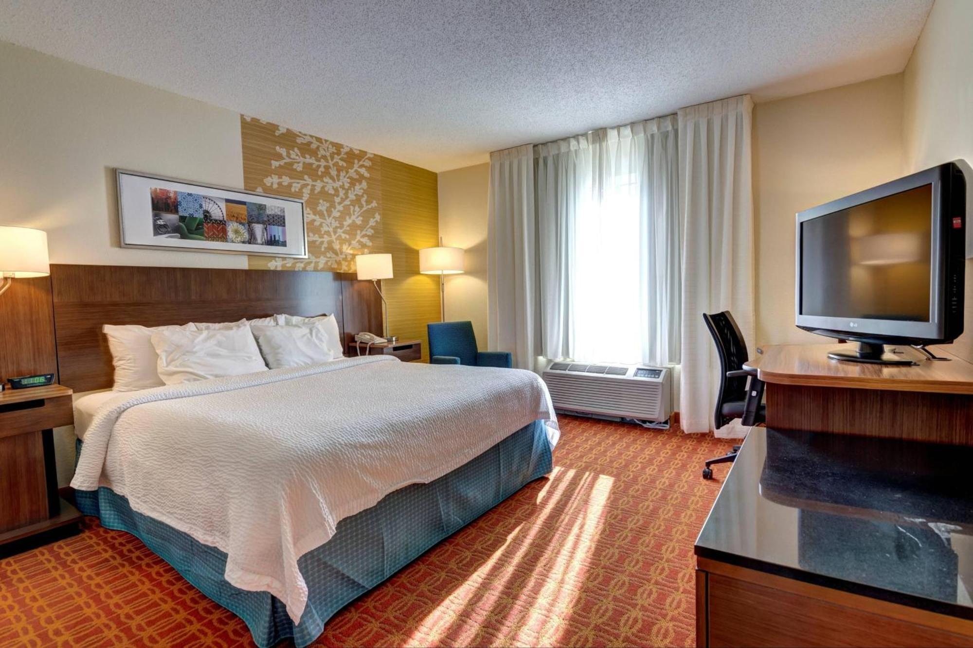 Fairfield Inn And Suites By Marriott Potomac Mills Woodbridge Exteriör bild