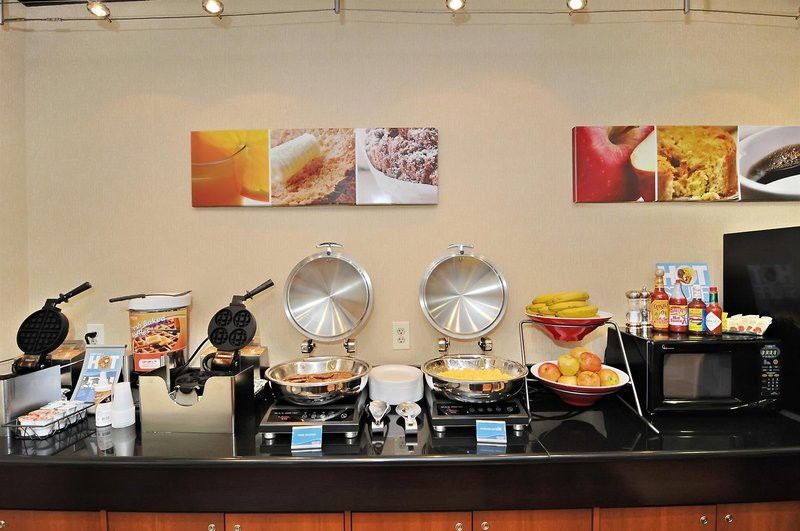 Fairfield Inn And Suites By Marriott Potomac Mills Woodbridge Exteriör bild