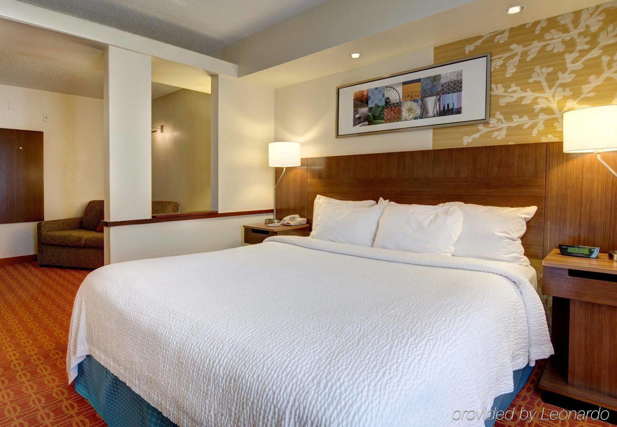 Fairfield Inn And Suites By Marriott Potomac Mills Woodbridge Exteriör bild