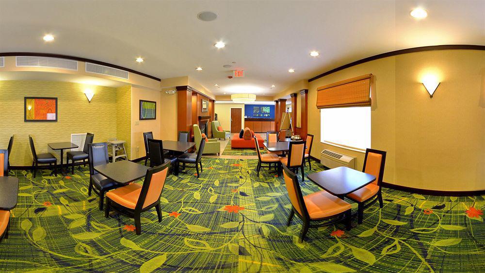 Fairfield Inn And Suites By Marriott Potomac Mills Woodbridge Exteriör bild