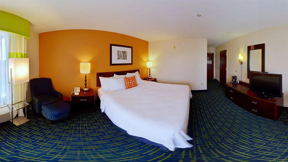 Fairfield Inn And Suites By Marriott Potomac Mills Woodbridge Exteriör bild