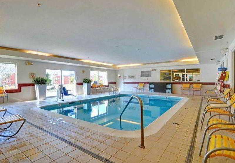 Fairfield Inn And Suites By Marriott Potomac Mills Woodbridge Exteriör bild