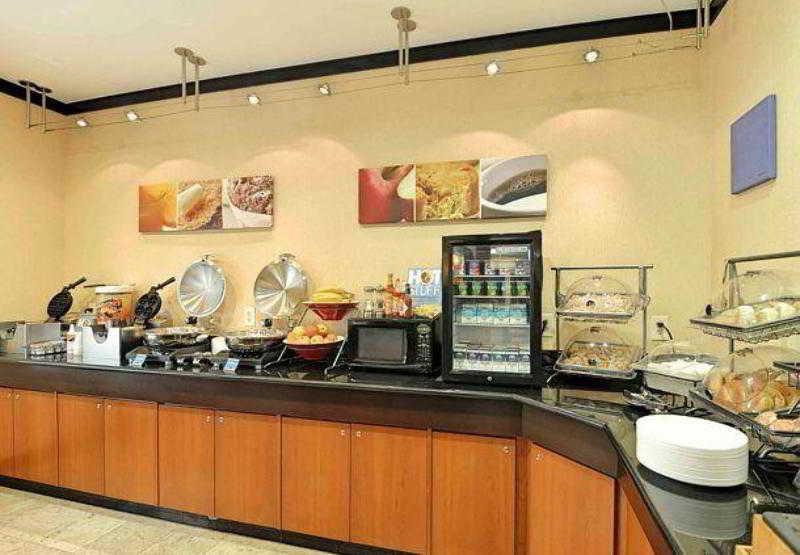Fairfield Inn And Suites By Marriott Potomac Mills Woodbridge Exteriör bild