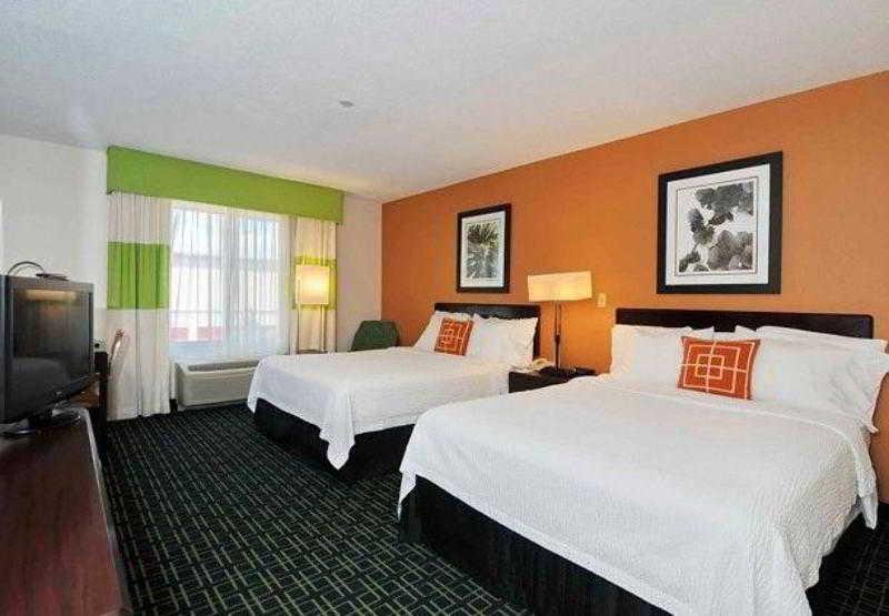 Fairfield Inn And Suites By Marriott Potomac Mills Woodbridge Exteriör bild